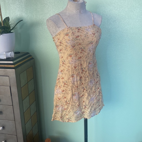 American Eagle Outfitters Women's Yellow Dress - Picture 5 of 7